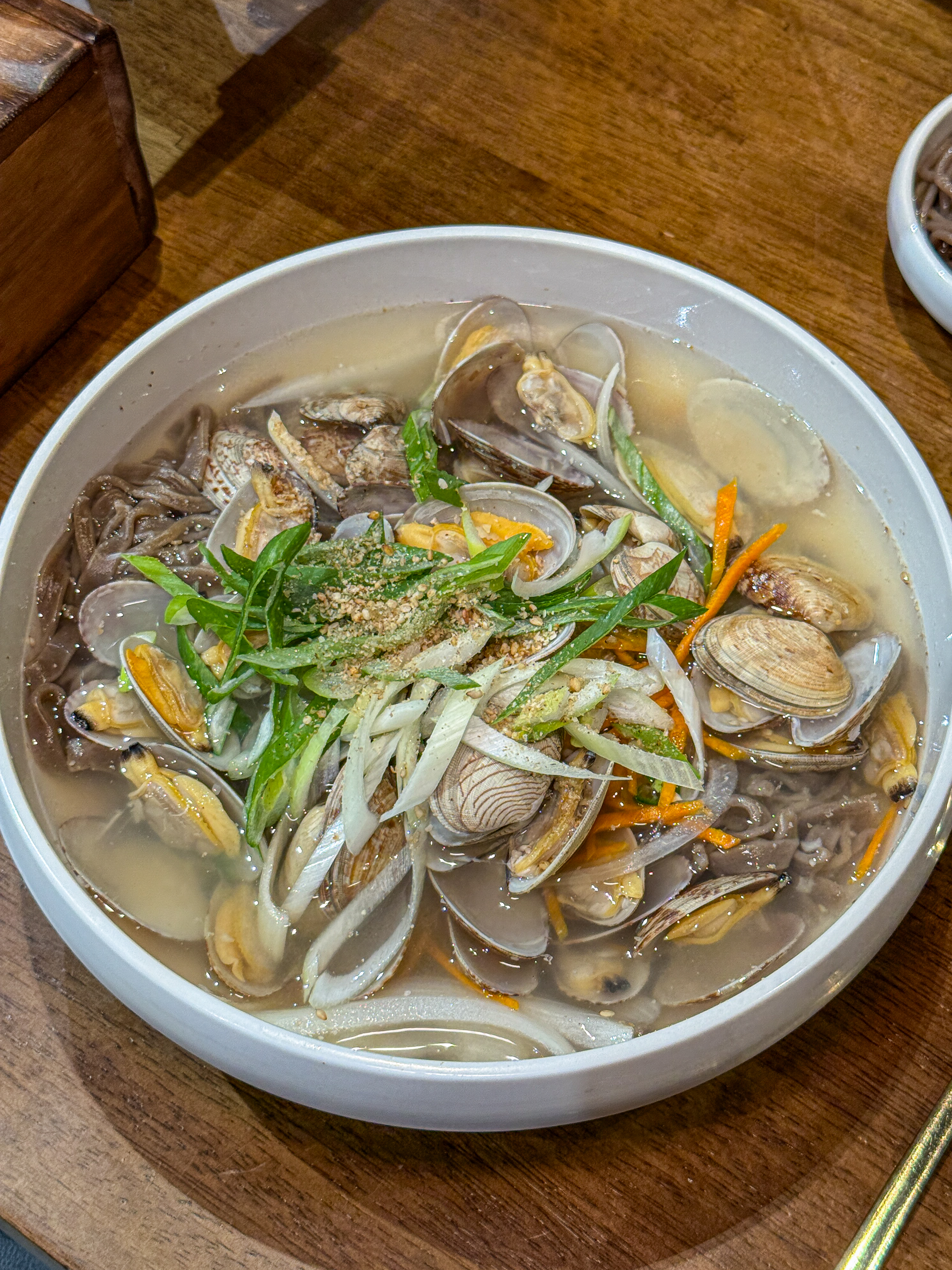겨울 — 바지락 칼국수